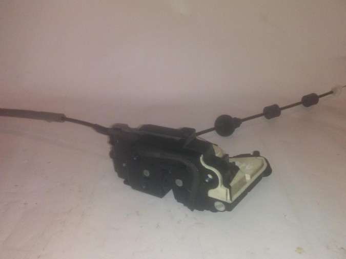 CERRADURA PUERTA TRASERA IZQUIERDA SEAT TOLEDO 2014