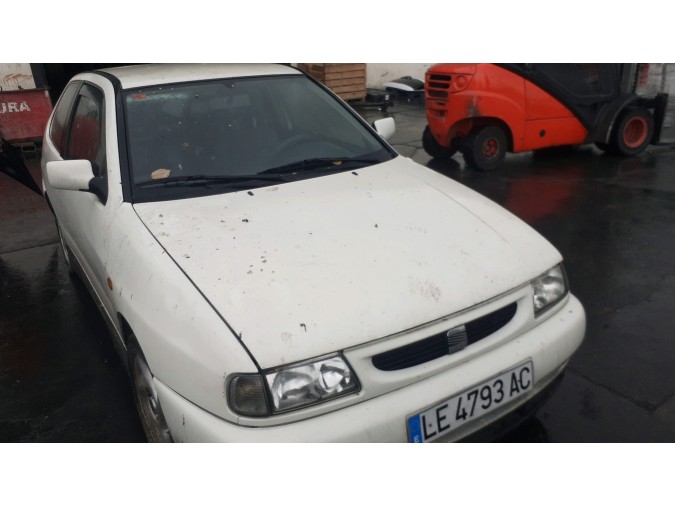 Cerradura guantera SEAT CORDOBA 1997