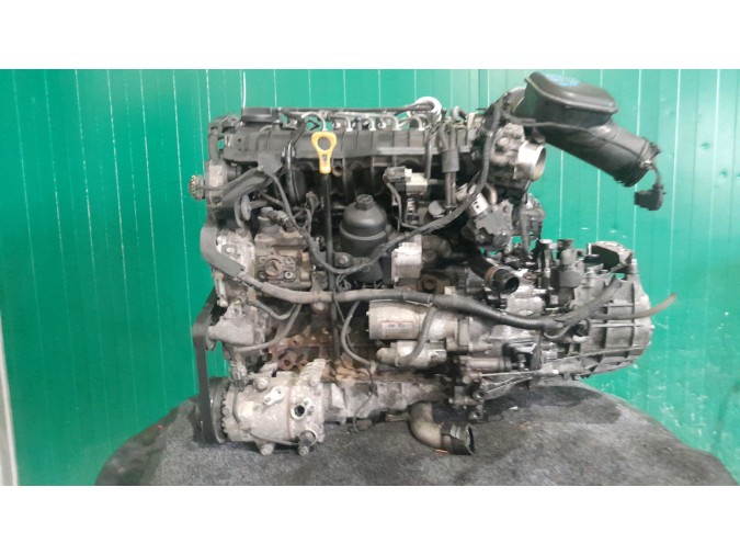 MOTOR CON ACCESORIOS SIN CAJA DE CAMBIOS HYUNDAI IX35 2010