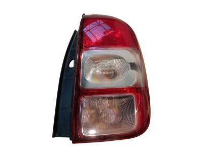 PILOTO TRASERO IZQUIERDO DACIA DUSTER 2015