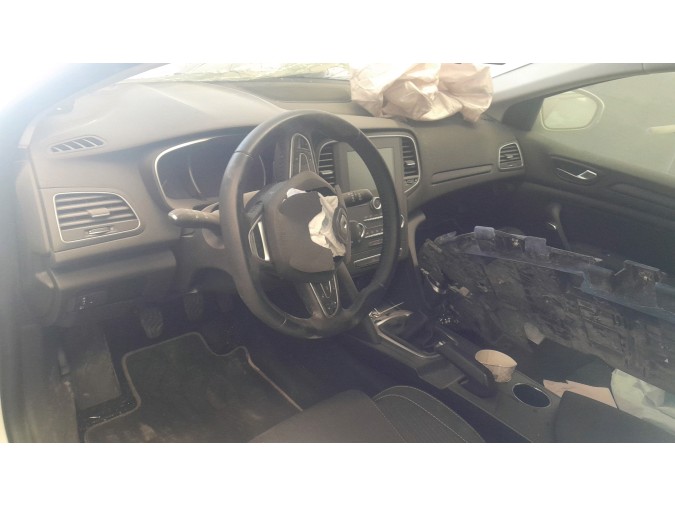 MANDO ELEVALUNAS TRASERO IZQUIERDO RENAULT MÉGANE 2017
