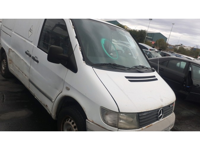 BRAZO SUSPENSION DELANTERO DERECHO MERCEDES VITO 2001