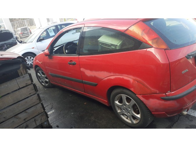 Intercooler FORD FOCUS 2004