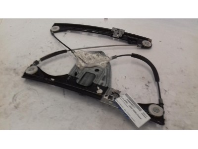 ELEVALUNAS DELANTERO DERECHO MERCEDES C CLASS 2002