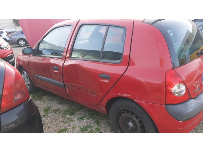 PANEL DELANTERO RENAULT CLIO 2001