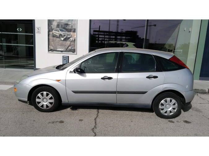 PANEL DELANTERO FORD FOCUS 1999