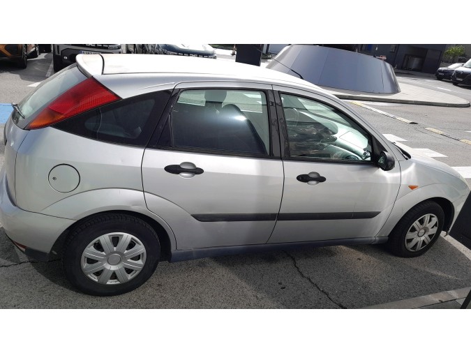 PANEL DELANTERO FORD FOCUS 1999