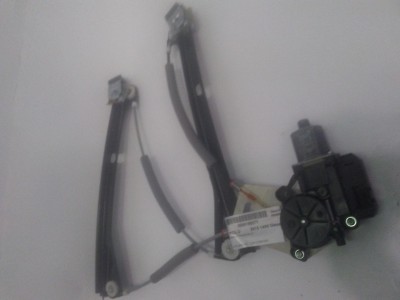ELEVALUNAS DELANTERO IZQUIERDO VOLKSWAGEN POLO 2015