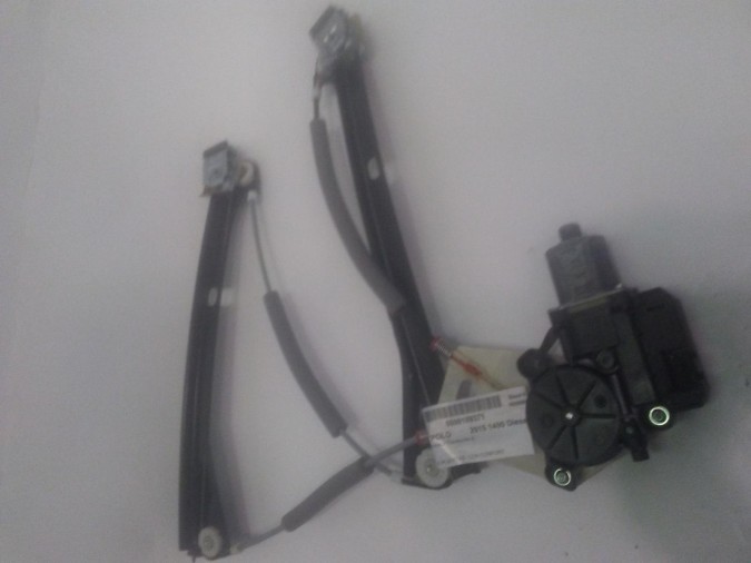 ELEVALUNAS DELANTERO IZQUIERDO VOLKSWAGEN POLO 2015