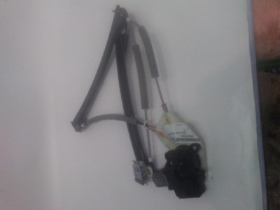 ELEVALUNAS DELANTERO DERECHO VOLKSWAGEN POLO 2015
