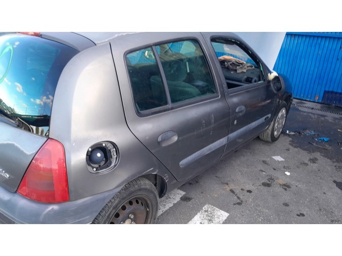 Radiador de Agua RENAULT CLIO 2000