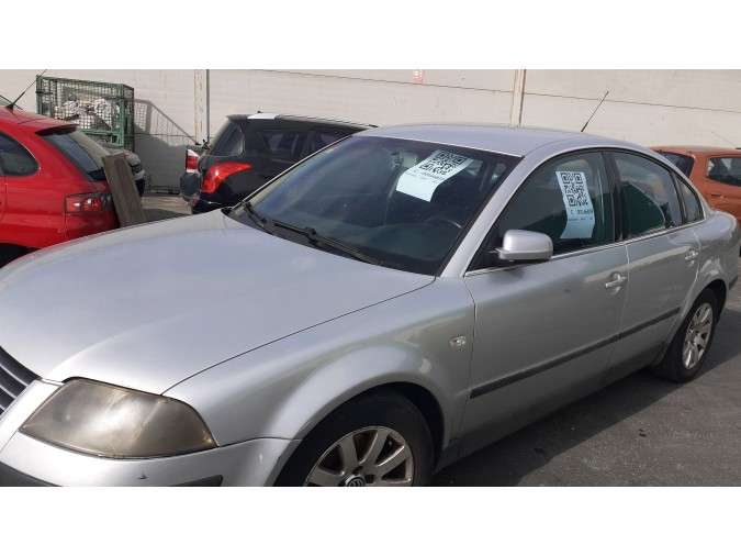 ELEVALUNAS DELANTERO DERECHO VOLKSWAGEN PASSAT 2002