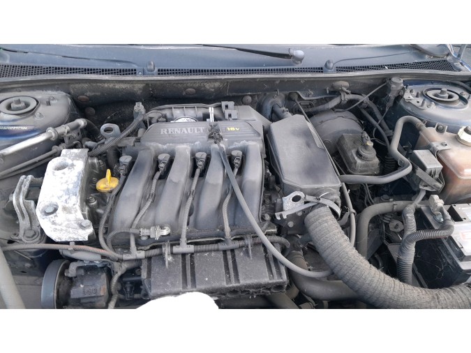 Radiador motor RENAULT LAGUNA 1999