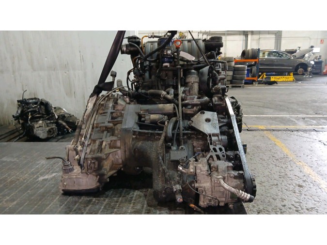 MOTOR CON ACCESORIOS Y CAJA DE CAMBIOS MERCEDES A 170 CDI 2000