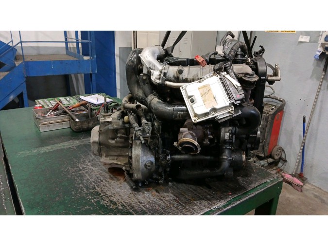 Motor PEUGEOT 406 1999