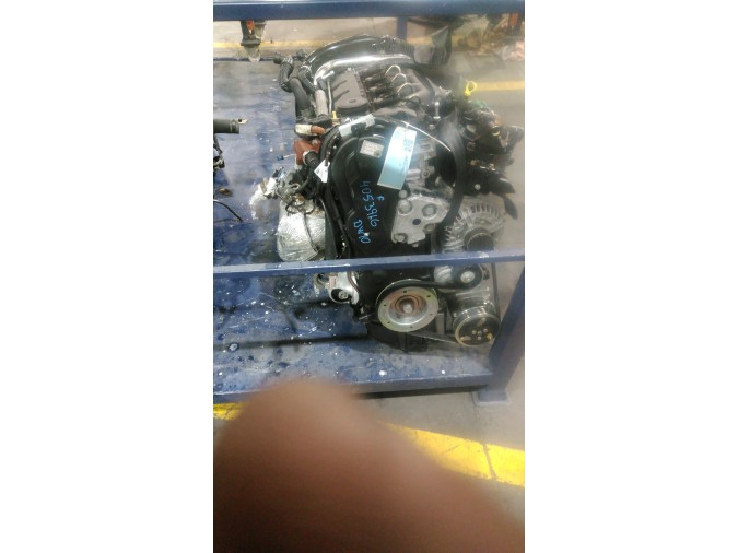 MOTOR CON ACCESORIOS Y CAJA DE CAMBIOS PEUGEOT 307 2004