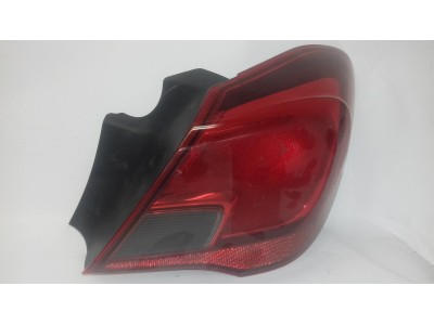 PILOTO TRASERO DERECHO OPEL CORSA 2015