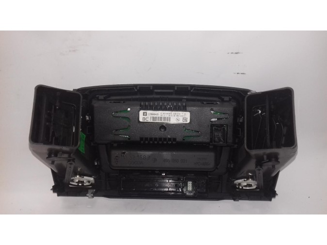 DISPLAY RADIO MULTIFUNCION SO RENAULT CLIO 2011
