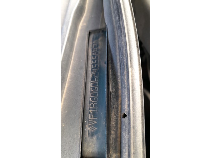 Autorradio RENAULT LAGUNA 2001