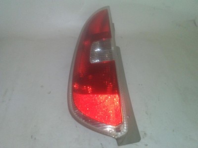 PILOTO TRASERO IZQUIERDO SKODA ROOMSTER 2008