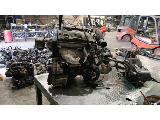 Motor PEUGEOT 307 2001
