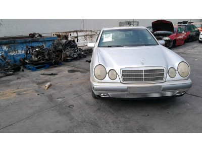 MECANICA DELANTERA SIN CUNA MERCEDES E 240 2001