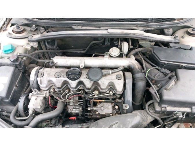 CERRADURA CAPO VOLVO V70 2000