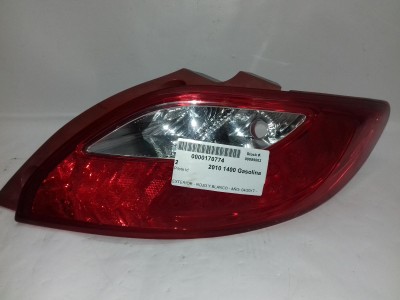 PILOTO TRASERO DERECHO MAZDA 2 2010