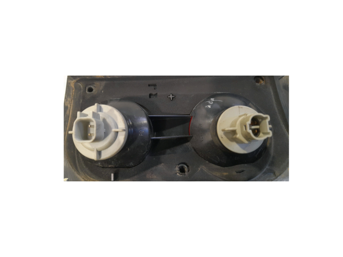 PILOTO TRASERO DERECHO LAND ROVER FREELANDER 2006
