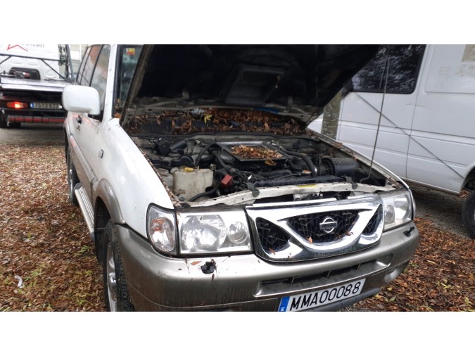 MECANICA TRASERA	 NISSAN TERRANO 2000