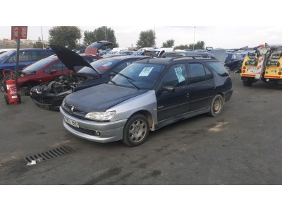 PARAGOLPES DELANTERO PEUGEOT 306 2001