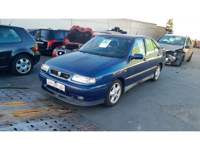 PANEL DELANTERO SEAT TOLEDO 1997