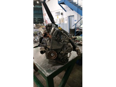 Motor RENAULT MODUS 2005