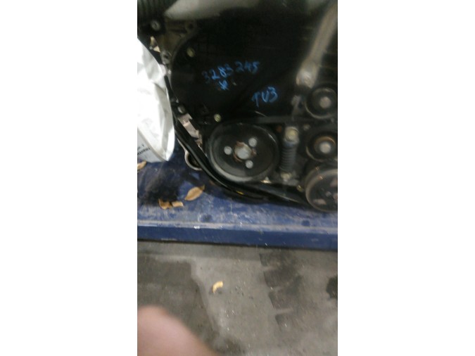Motor PEUGEOT 206 2000