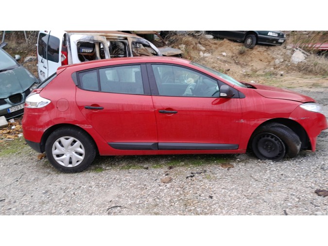 CERRADURA PORTÓN TRASERO RENAULT MÉGANE 2013