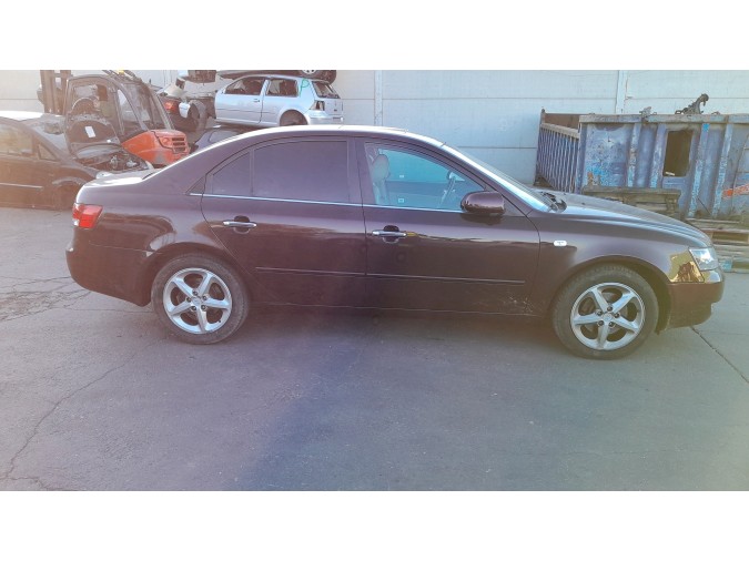 PARAGOLPES TRASERO HYUNDAI SONATA 2006