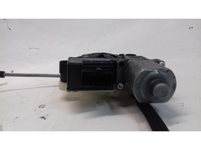 ELEVALUNAS TRASERO DERECHO SEAT LEON 2015