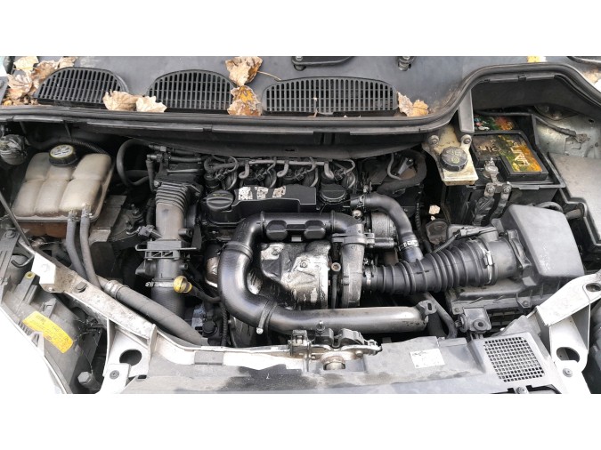 PANEL DELANTERO FORD FOCUS C-MAX 2004