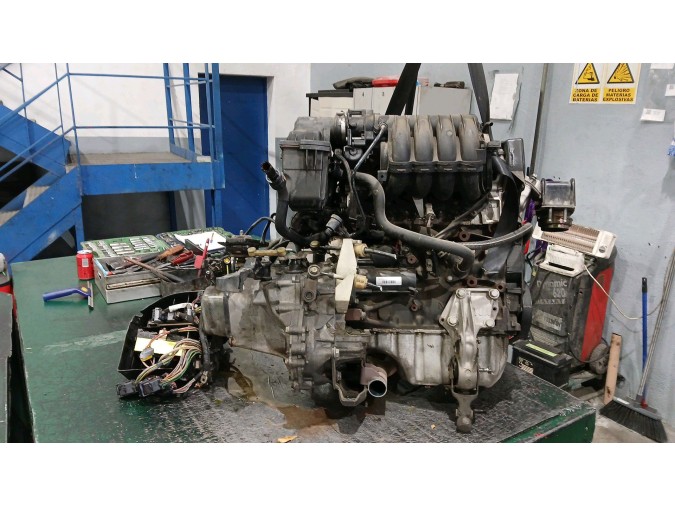 Motor CITROEN C4 2005