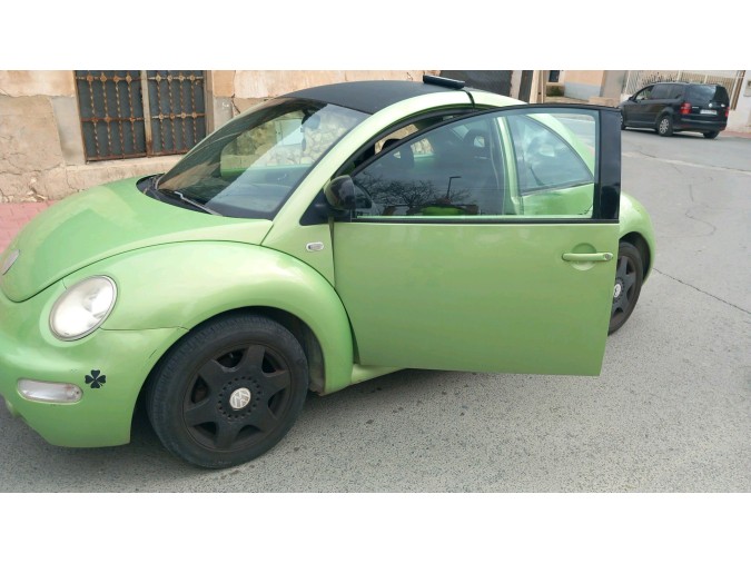 CERRADURA CAPO VOLKSWAGEN NEW BEETLE 2000