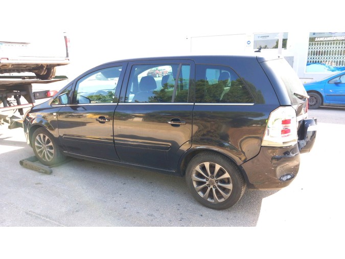 Radiador motor OPEL ZAFIRA 2010