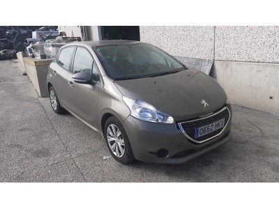 PUERTA DELANTERA IZQUIERDA PEUGEOT 208 2012