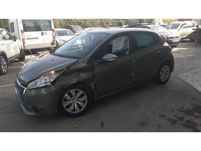 PUERTA TRASERA IZQUIERDA PEUGEOT 208 2012
