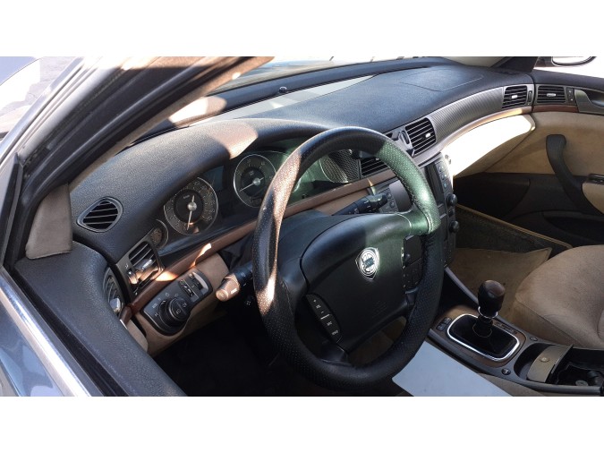 Catalizador tr LANCIA THESIS 2003