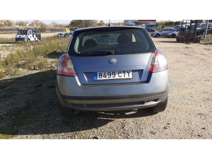 Autorradio FIAT STILO 2004