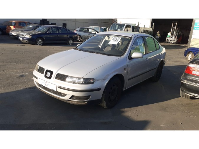 MANDO ELEVALUNAS DELANTERO DERECHO SEAT TOLEDO 1999