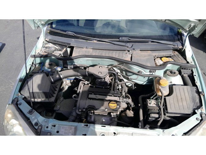 FARO ANTINIEBLA TRASERO IZQUIERDO OPEL CORSA 2001