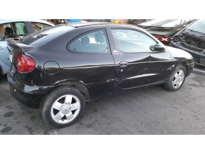 Radiador motor RENAULT MÉGANE 2002