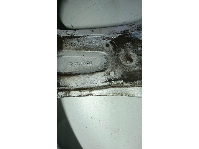 LLANTA TOYOTA COROLLA VERSO GRIS 2006