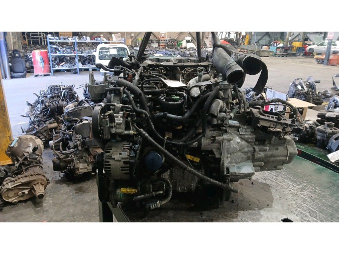 Motor CITROEN C5 2004